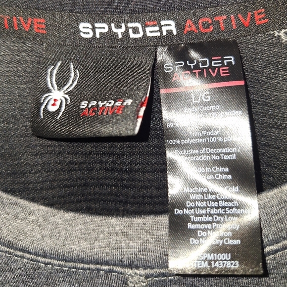 A Spyder Active Long Sleeve Pullover In A Mens Size Large. EUC - Picture 3 of 7